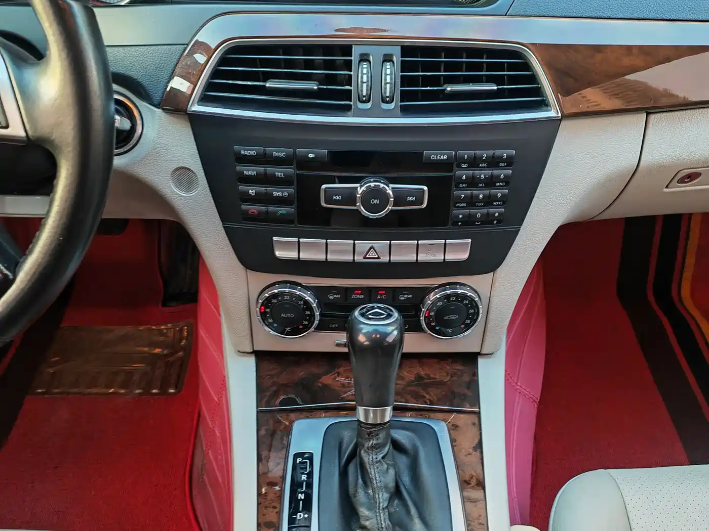 Mercedes-Benz C-Class 2013 C 260 CGI Elegance фото 8