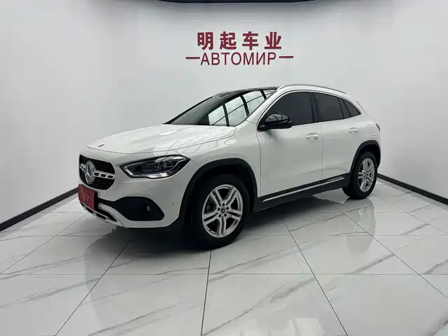 Mercedes-Benz GLA GLA 180