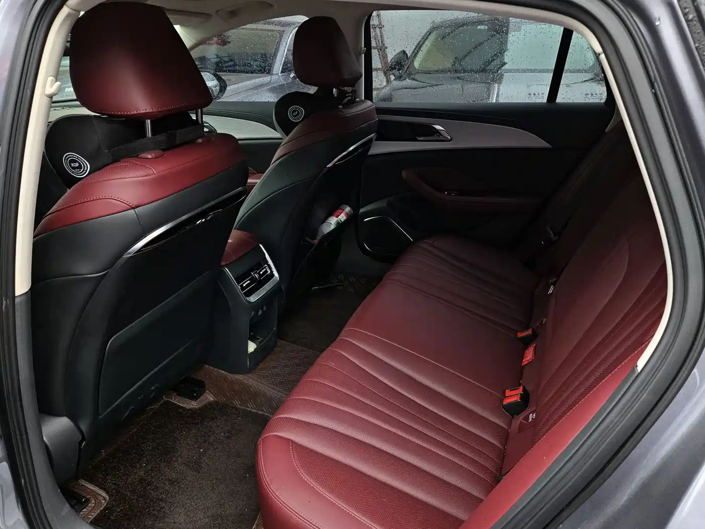 Hongqi H5 2025 1.5T DCT Flag Rhythm 500,000 Units Memorial Edition фото 10