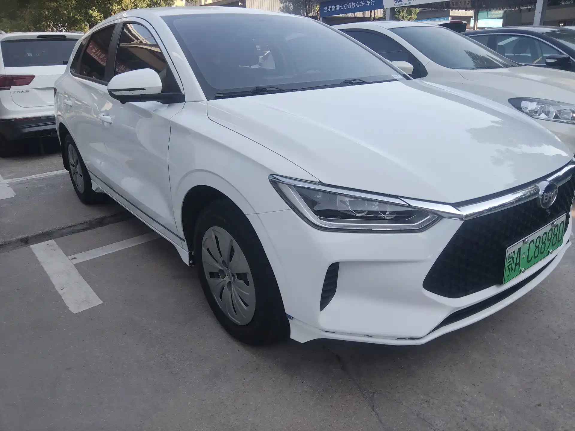 Фото 3 - BYD e2