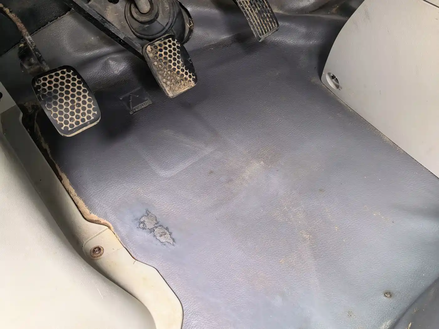 Jinbei New Hiace S 2021 2021 1.6L Premium Central Air-conditioned Passenger Vehicle China VI SWD16M