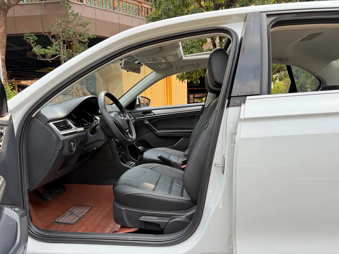 Volkswagen Bora 2018 1.5L Manual Comfort фото 6