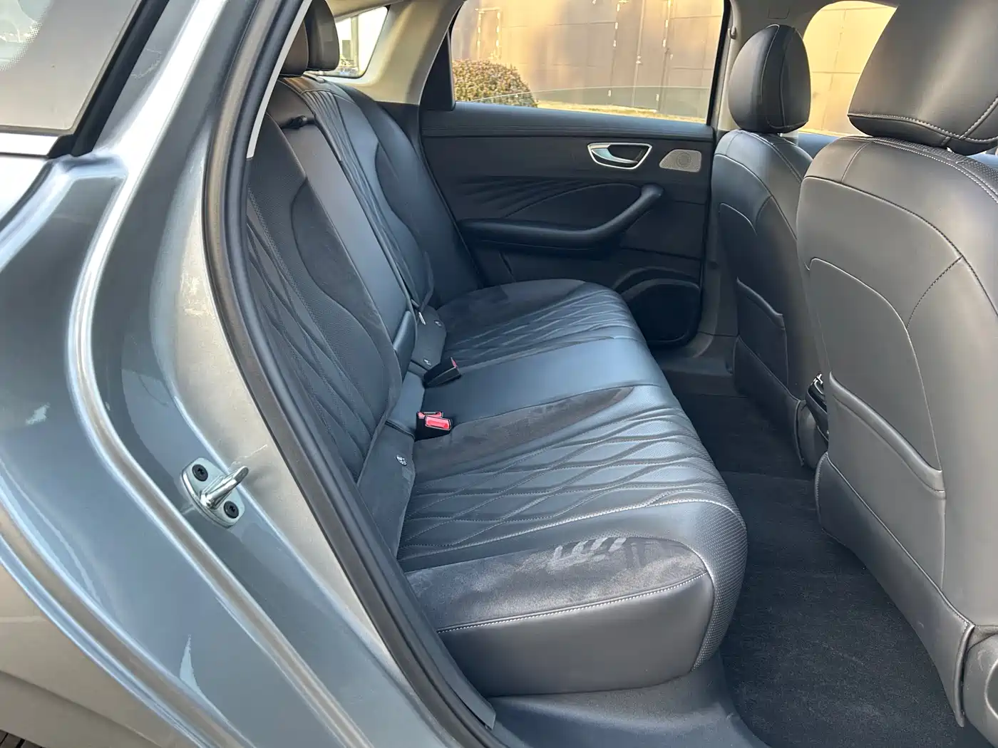 Roewe D7 2026 2025 DMH 125km World Champion Edition