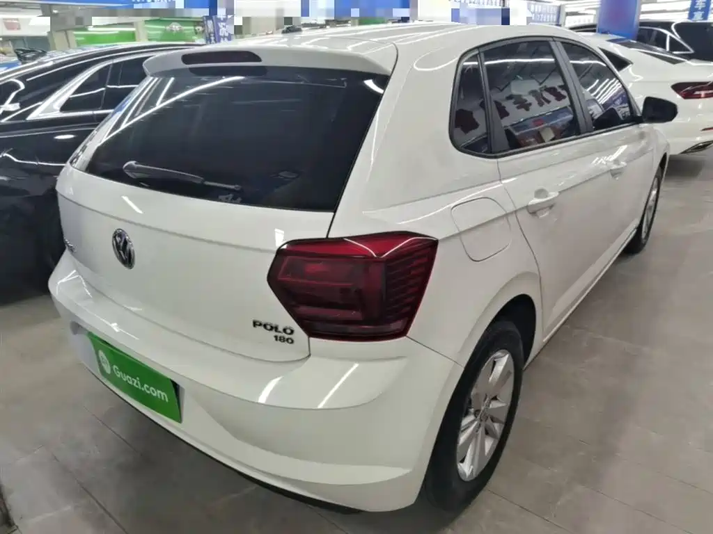 Volkswagen Polo 2019 Plus 1.5L Automatic Panorama Enjoyment Edition фото 7