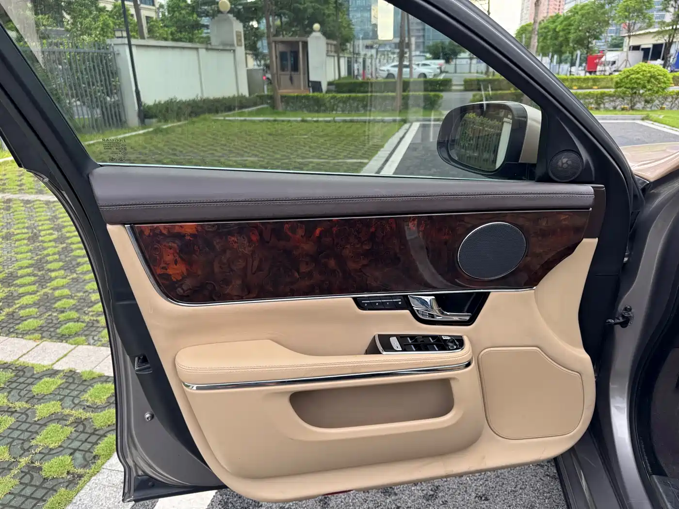 Jaguar XJ 2012 2012 XJL 3.0 Panorama Business