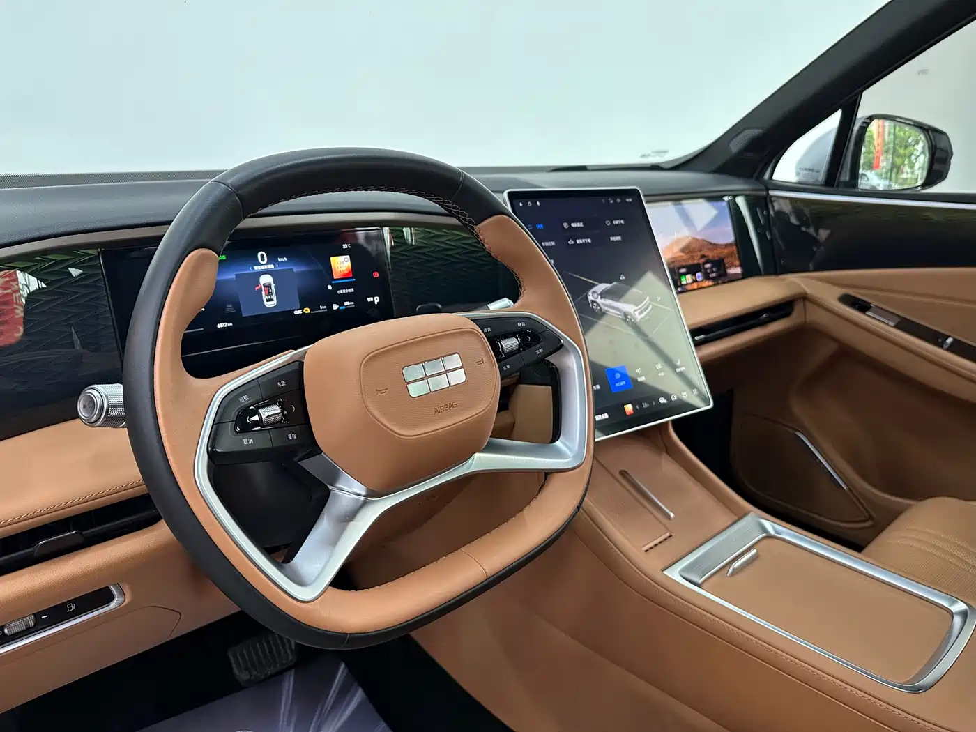 Geely Galaxy Galaxy L7 2025 EM-i 115km Explorer+ Edition фото 16
