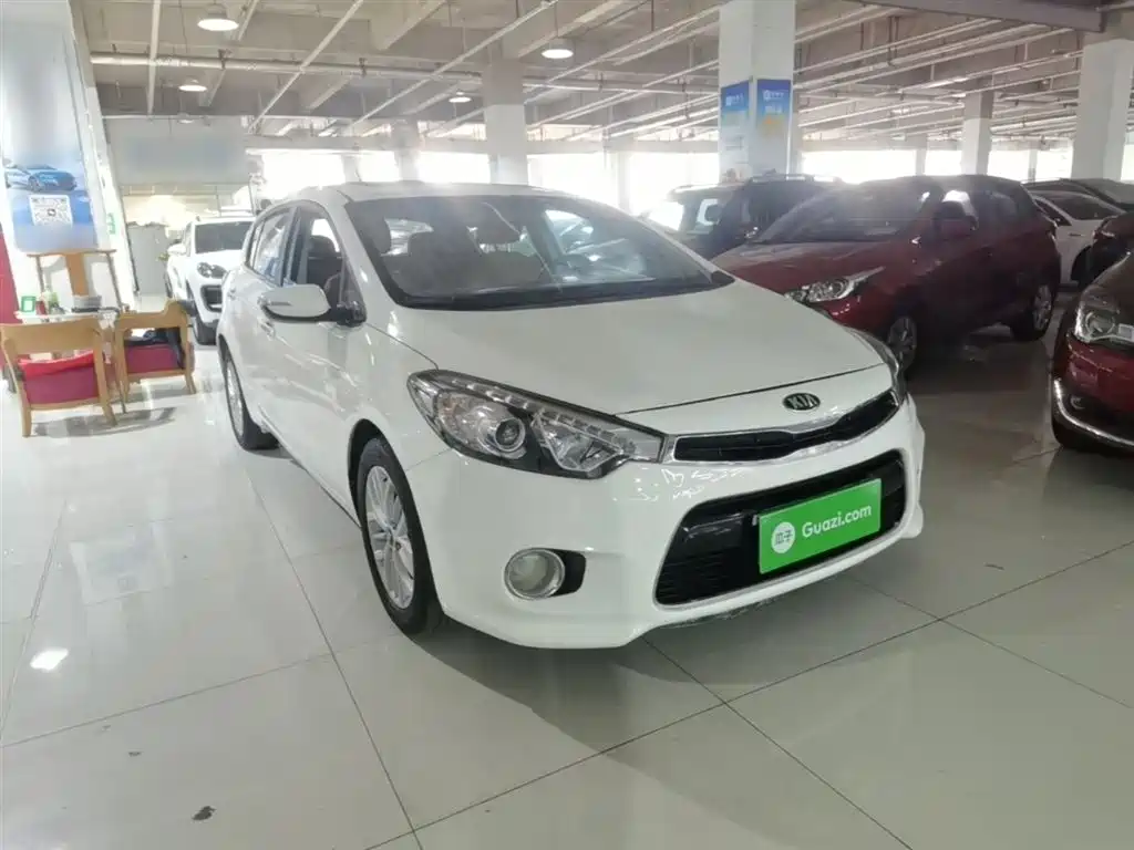 Kia K3S 2014 1.6L Automatic GLS фото 4