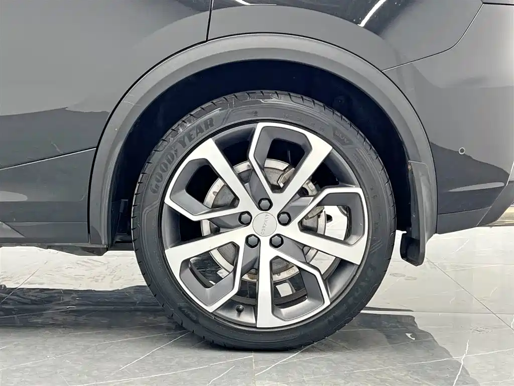 Lynk & Co 05 2020 2.0TD 4WD Halo Edition фото 26