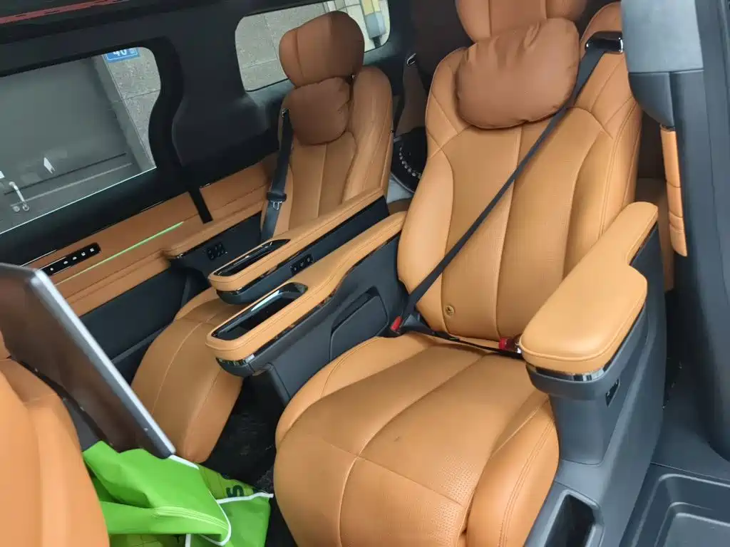 Geely Galaxy Yizhen L380 2026 2024 140kWh 6-Seater AWD Ultra