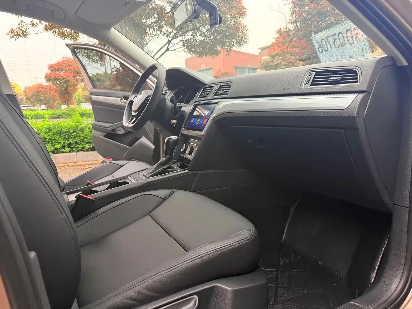 Volkswagen Lamando 2018 230TSI DSG Trend Edition фото 11