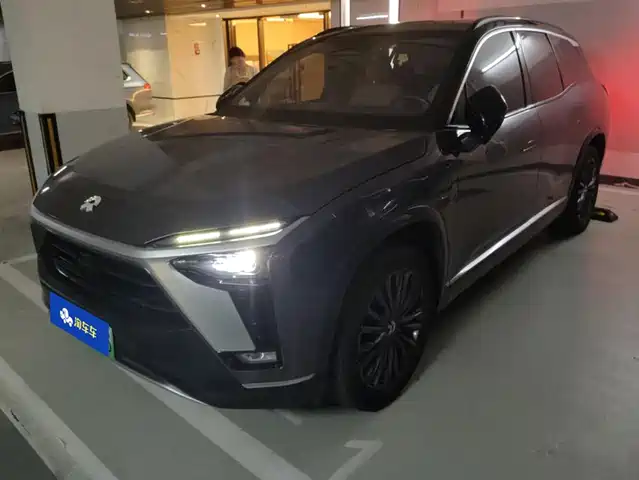 NIO ES8 2022