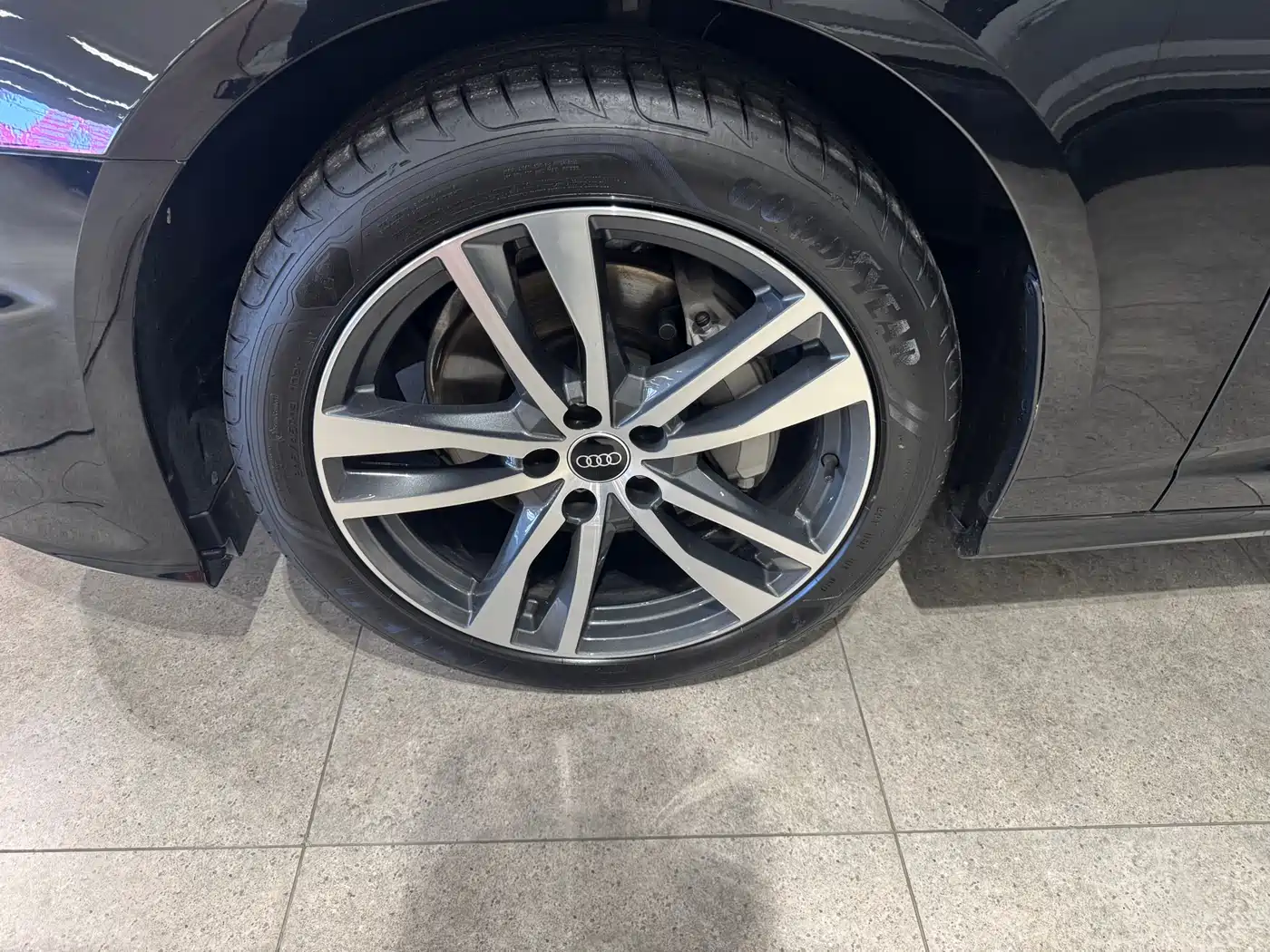 Audi A6L 2023 40 TFSI Luxury Dynamic фото 10
