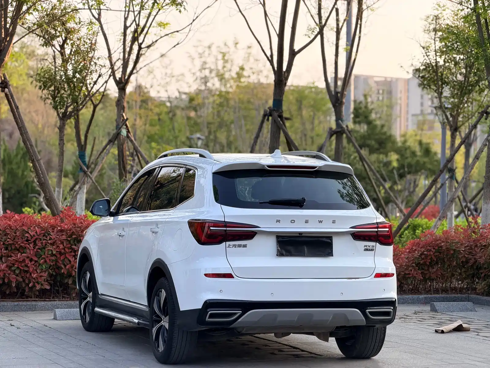 Фото 11 - Roewe RX5