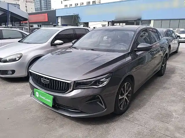 Geely Emgrand 2023
