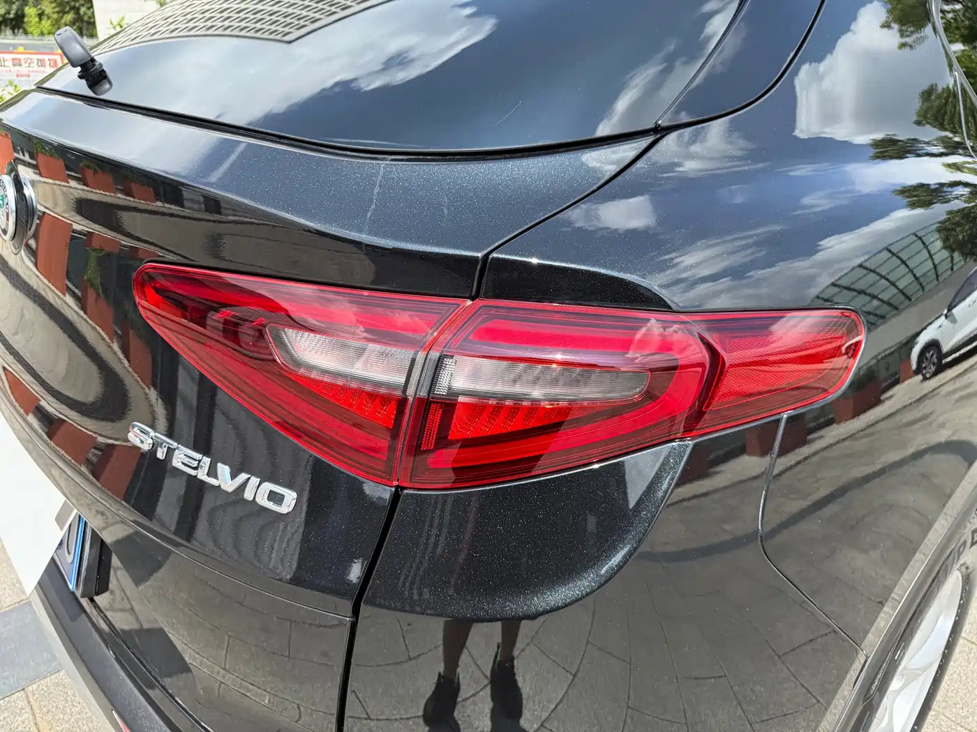 Alfa Romeo Stelvio 2019 2017 2.0T 200HP Luxury Edition