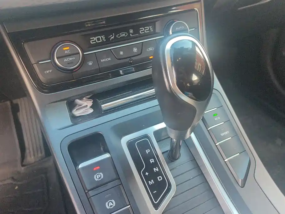 Geely Emgrand GL 2021 2021 UP 1.4T CVT Premium