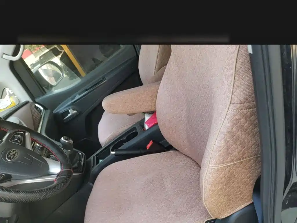 JAC Refine M3 2023 2023 PLUS 1.5T Smart Connect 9-seater