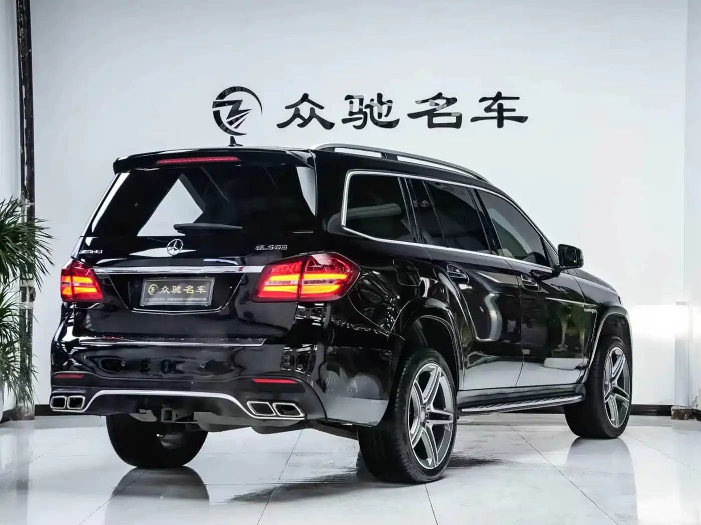 Mercedes-Benz GL-Class фото 11