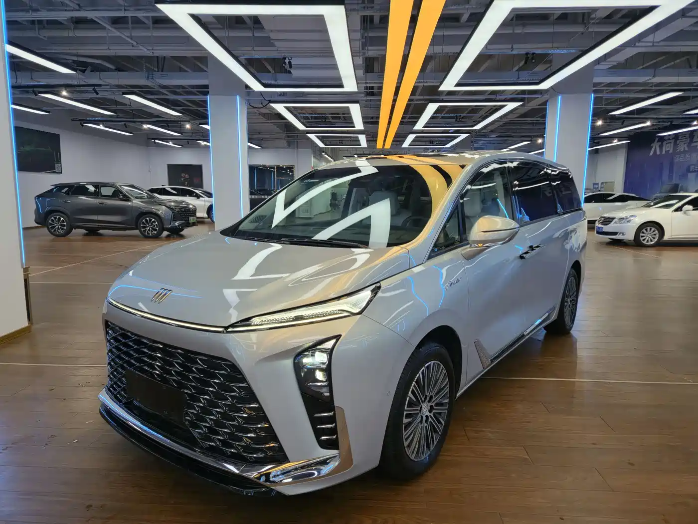 BUICK GL8 NEW ENERGY