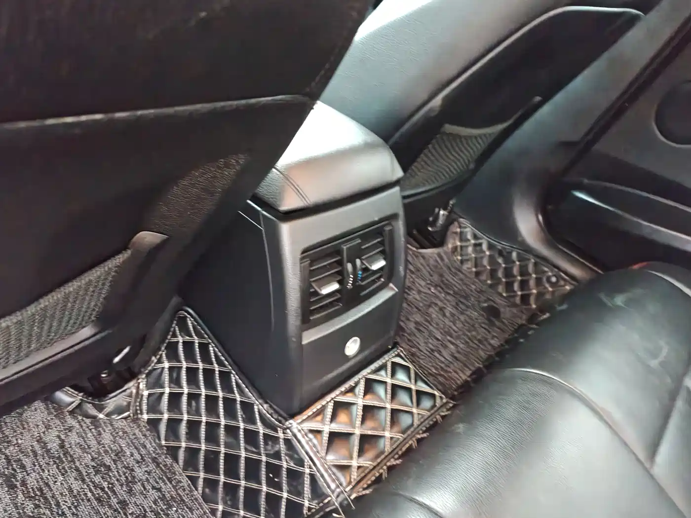 BMW 3 Series (Import) 2013 320i Sport Design Package фото 54