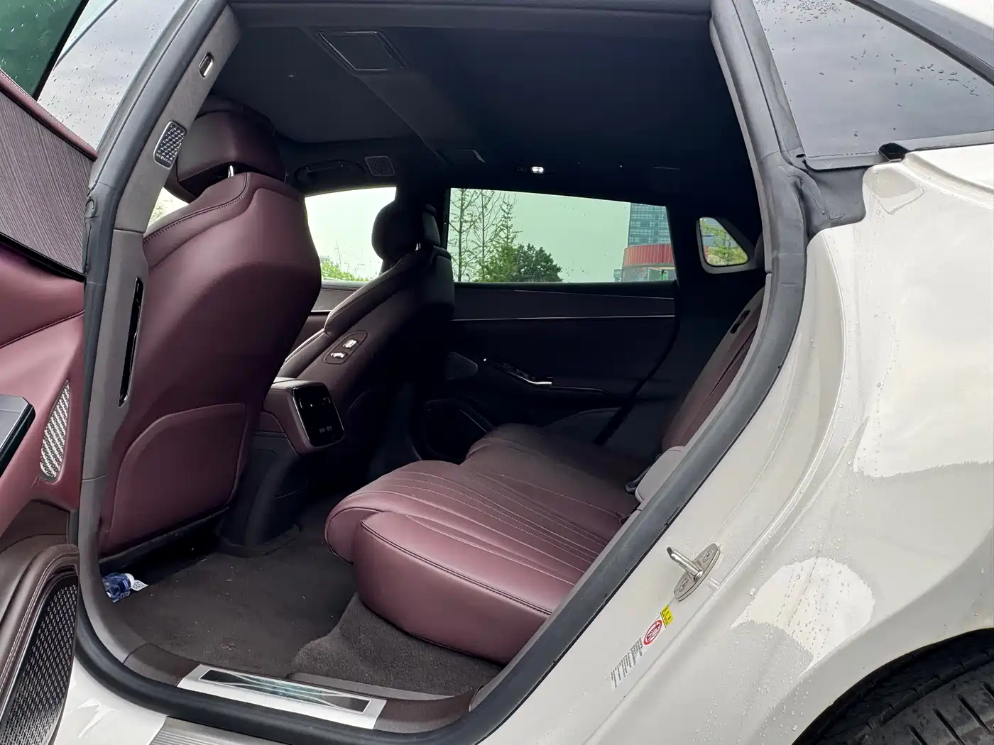 Denza Z9GT 2024 1100 AWD Ultra Edition фото 9