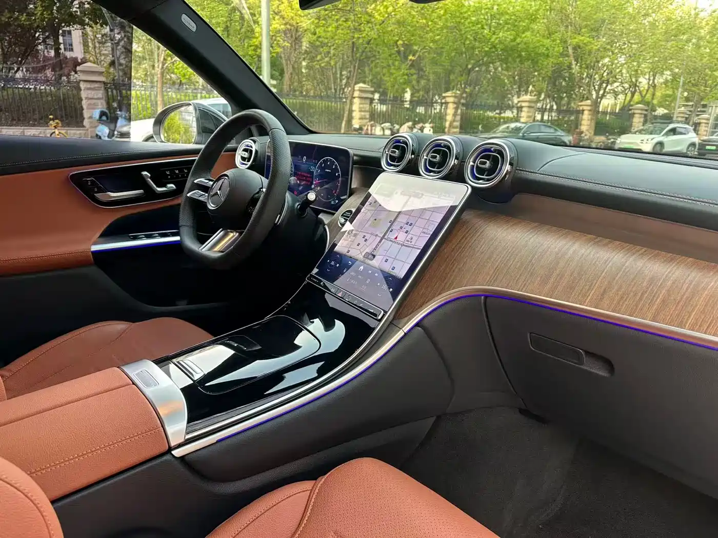 Mercedes-Benz GLC 2023 Facelift GLC 300 L 4MATIC Sport 7-Seater фото 15