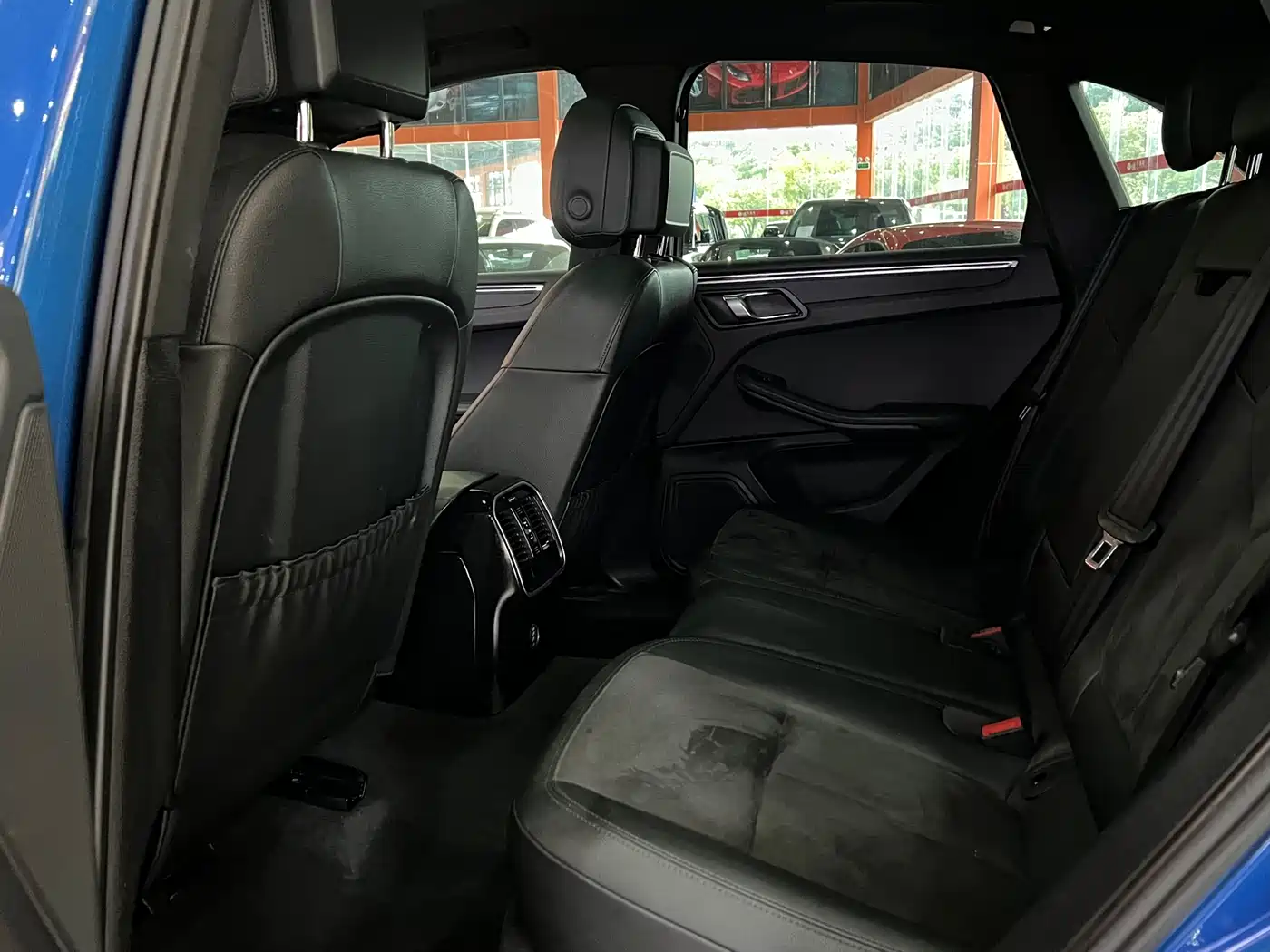 Porsche Macan 2018 Macan 2.0T фото 8
