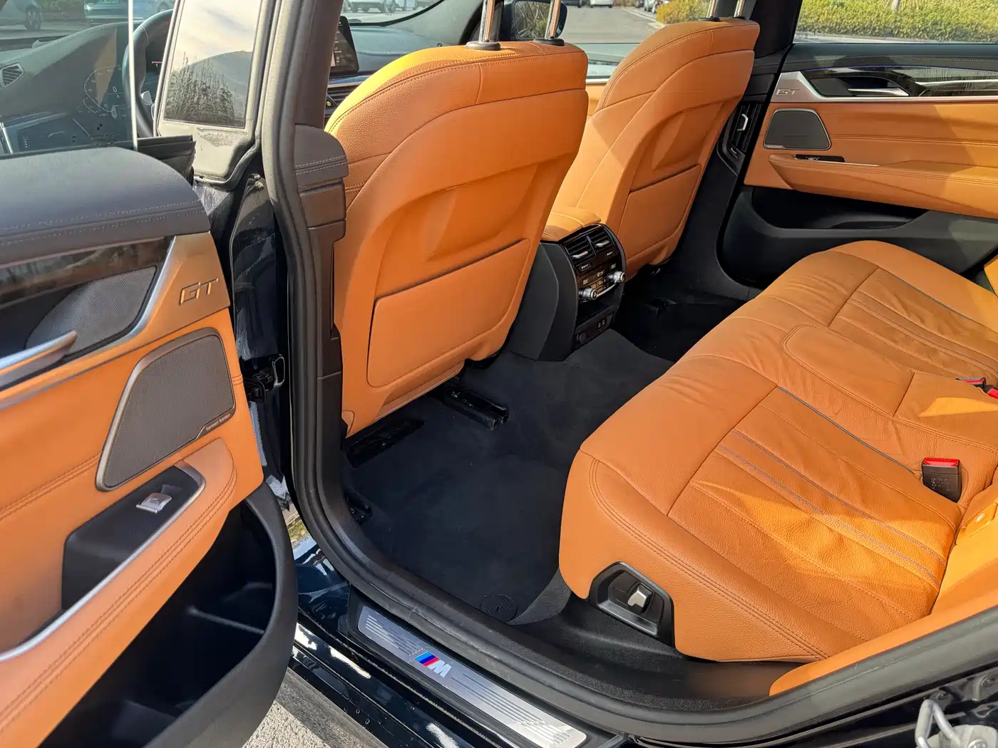 BMW 6 Series GT 2022 Model 630i M Sport Package фото 11