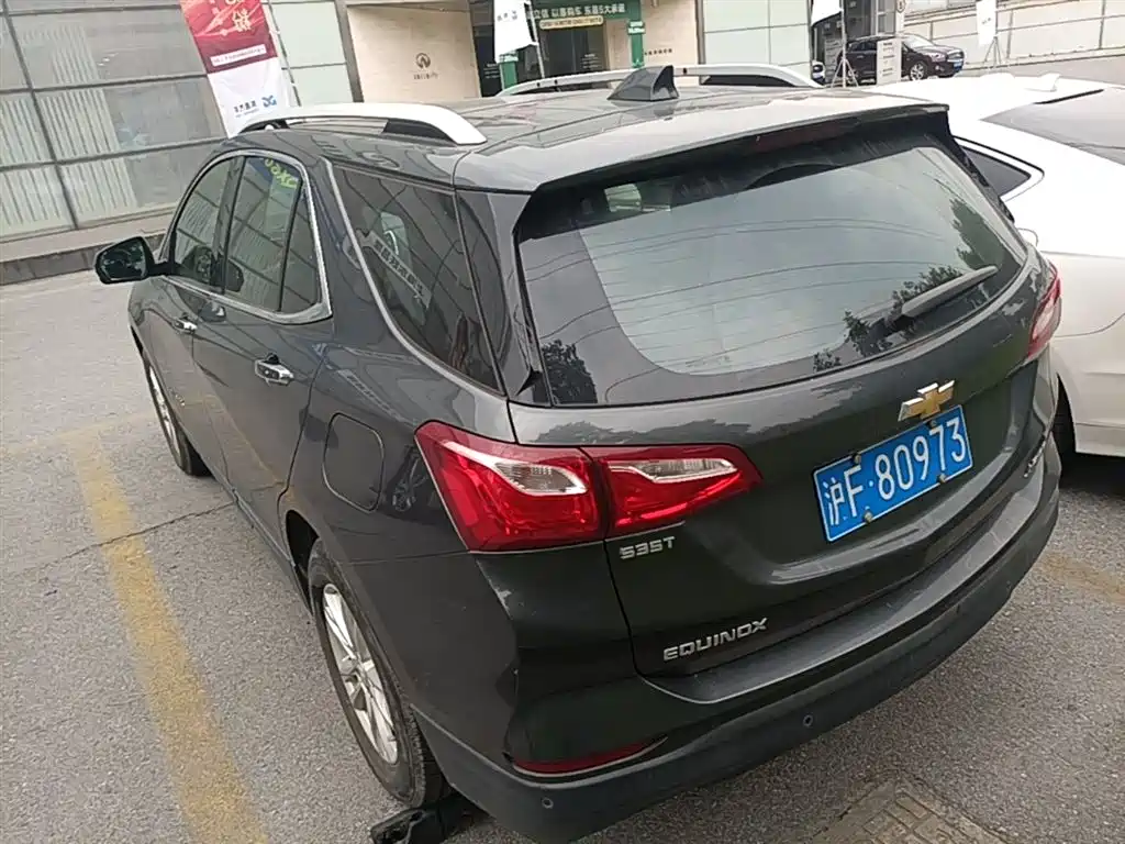 Chevrolet Equinox 2017 535T Automatic Realm Edition фото 9