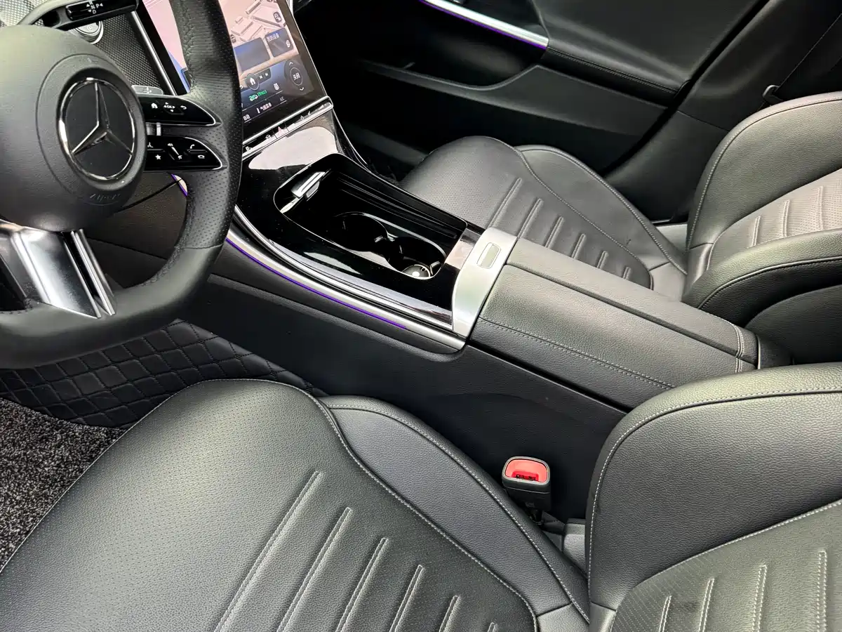 Mercedes-Benz C-Class 2022 C 260 L Sport Edition фото 5