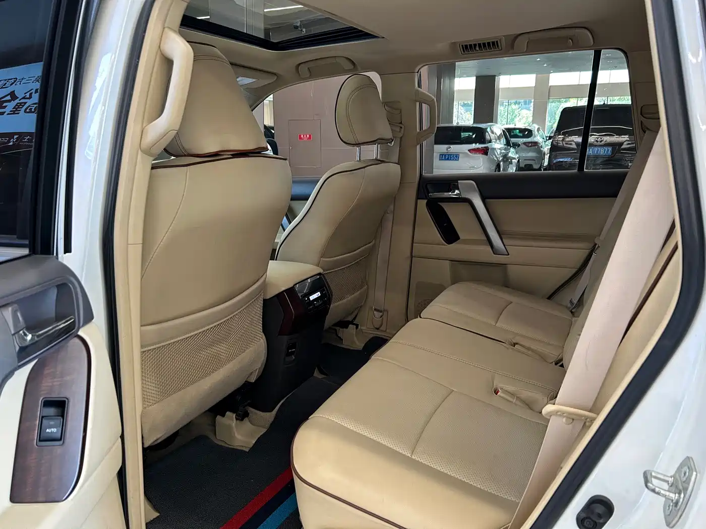 Toyota Prado (Import) 2017 2017 Base Model