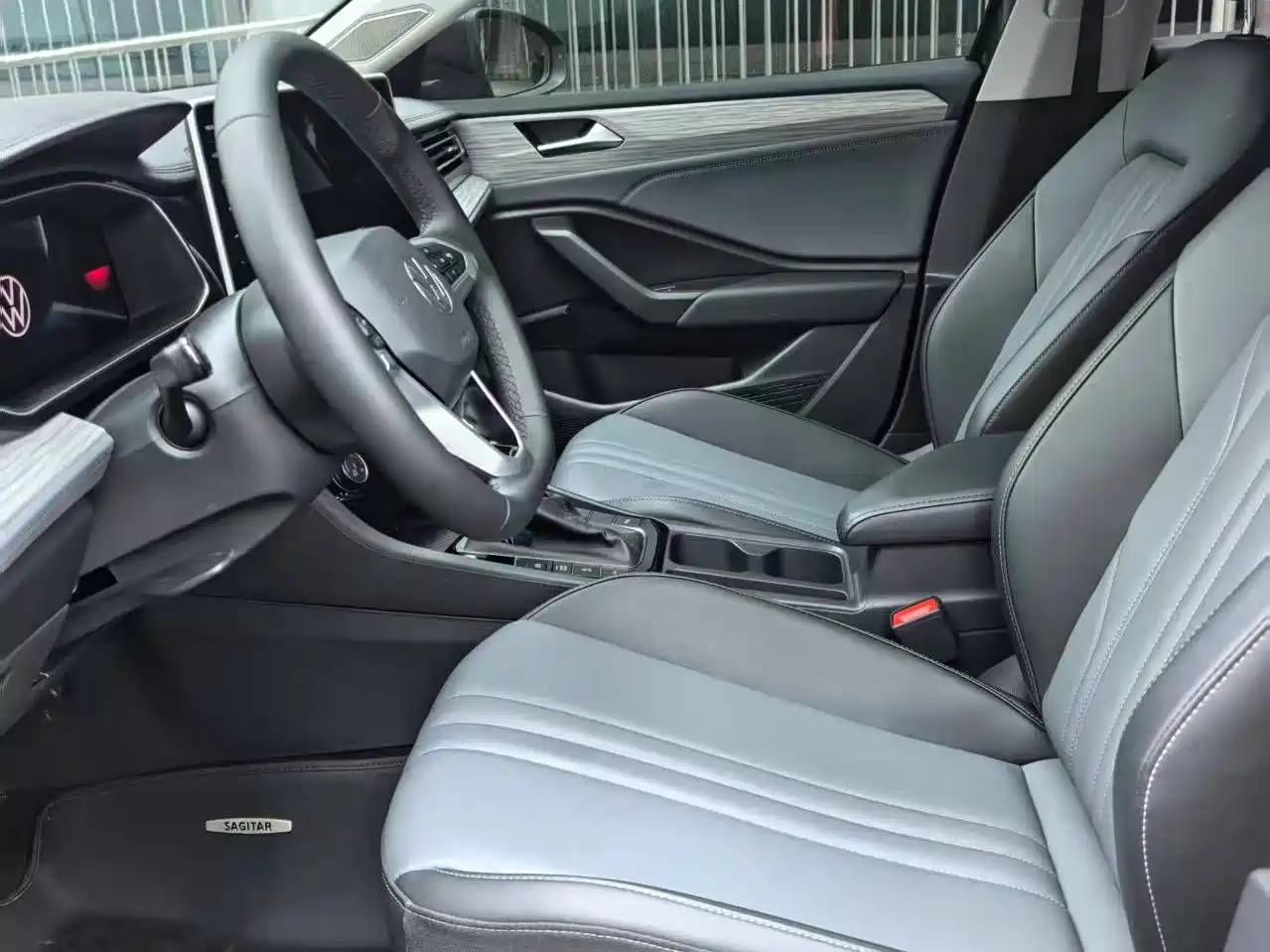 Volkswagen Sagitar 2026 Model Year Facelift 30 Million Special Edition 300TSI DSG Premium Edition фото 7