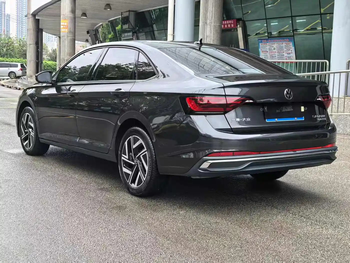 Volkswagen Sagitar 2026 Model Year Facelift 30 Million Special Edition 300TSI DSG Premium Edition фото 6