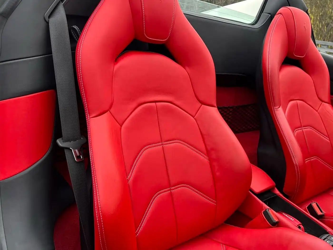 Ferrari 488 2019 2015 488 Spider