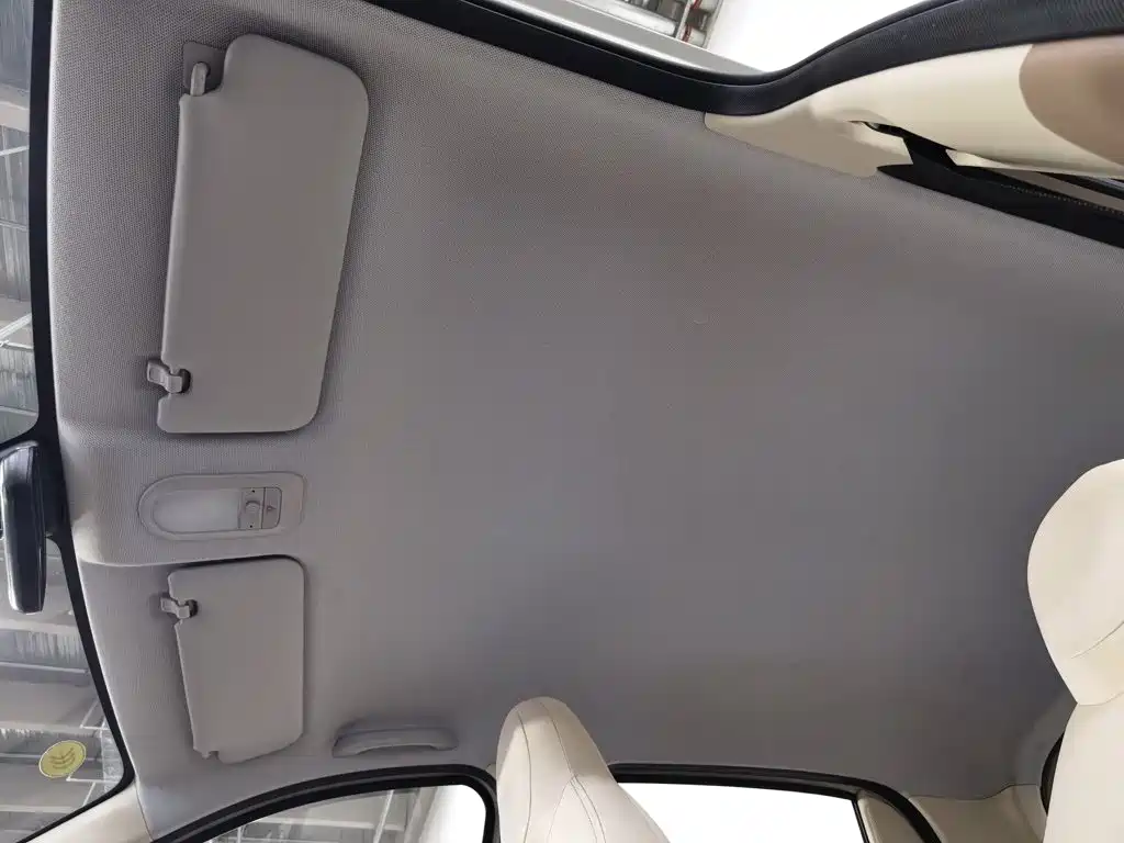 Wuling Motors Hongguang MINIEV 2026 2025 4-Door Advanced