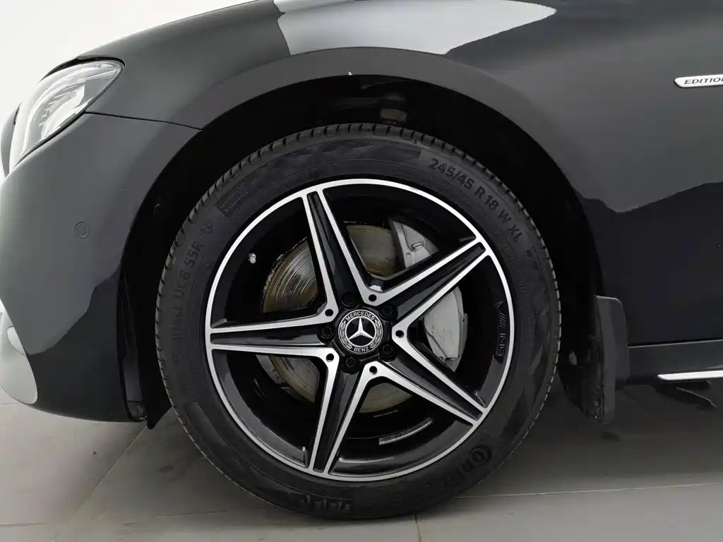 Mercedes-Benz E-Class, миниатюра 17