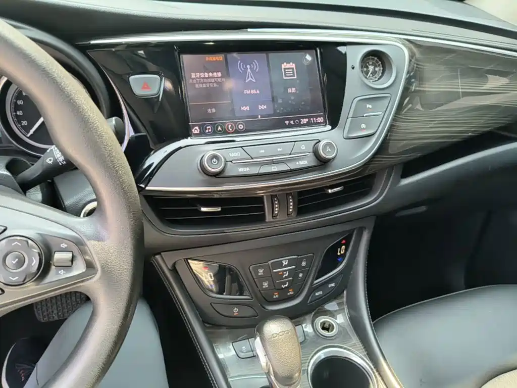 Фото 5 - Buick Envision Plus