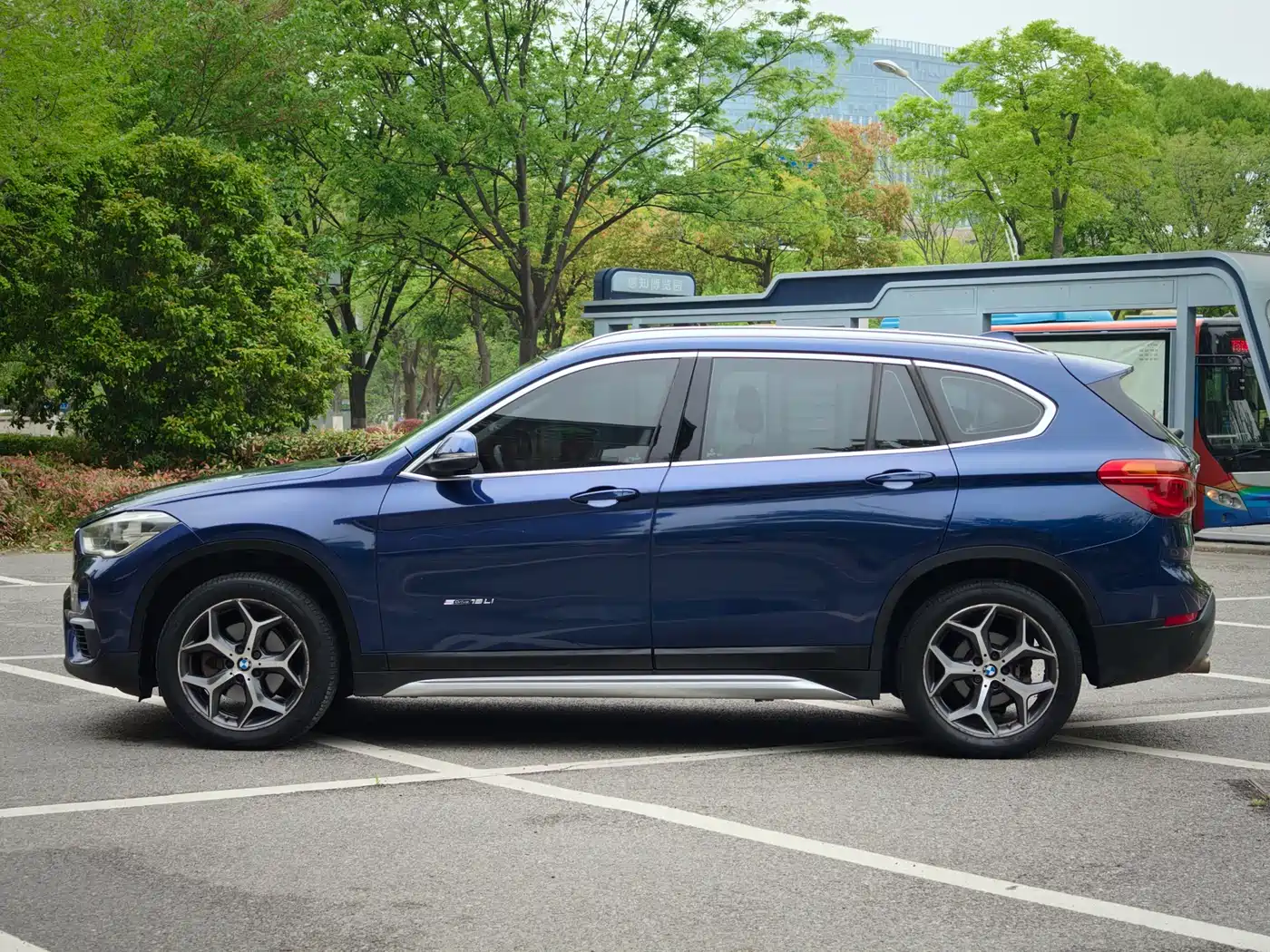 BMW X1 2018 xDrive20Li Premium Model фото 7