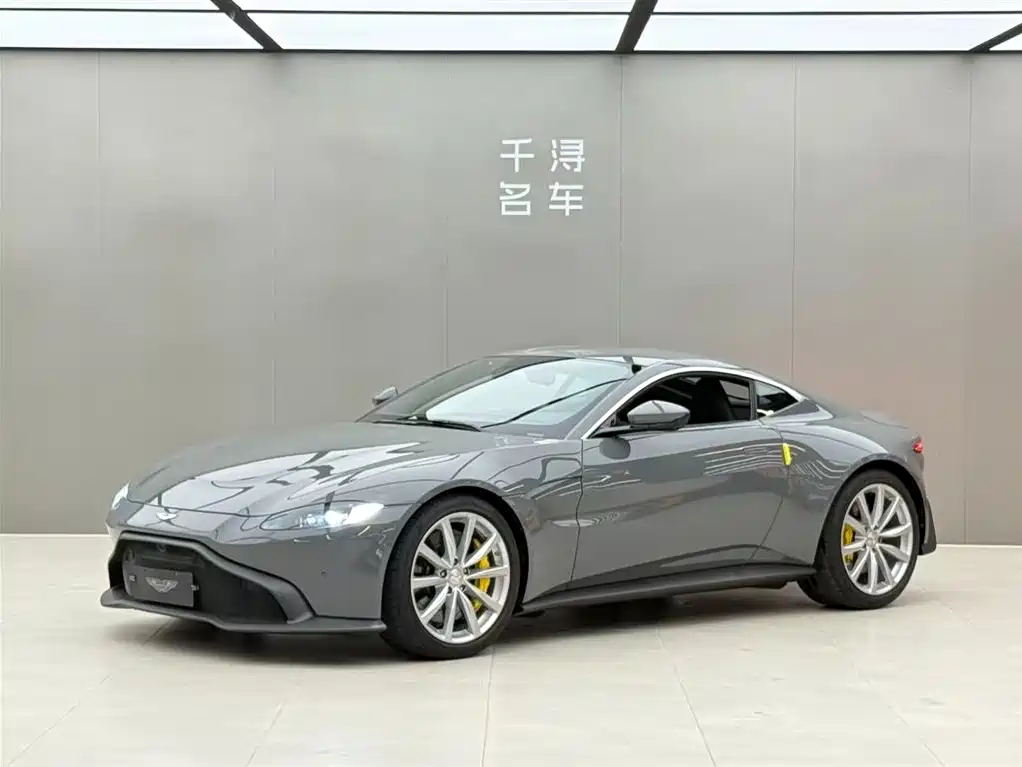 Aston Martin V8 Vantage 2023 2022 4.0T V8 Coupe
