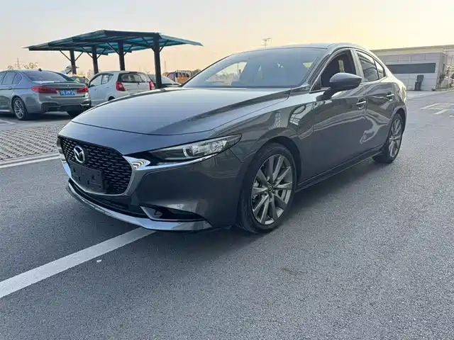 MAZDA 3 ANGKESAILA