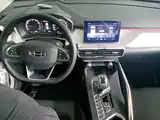 Фото 10 - Geely Coolray