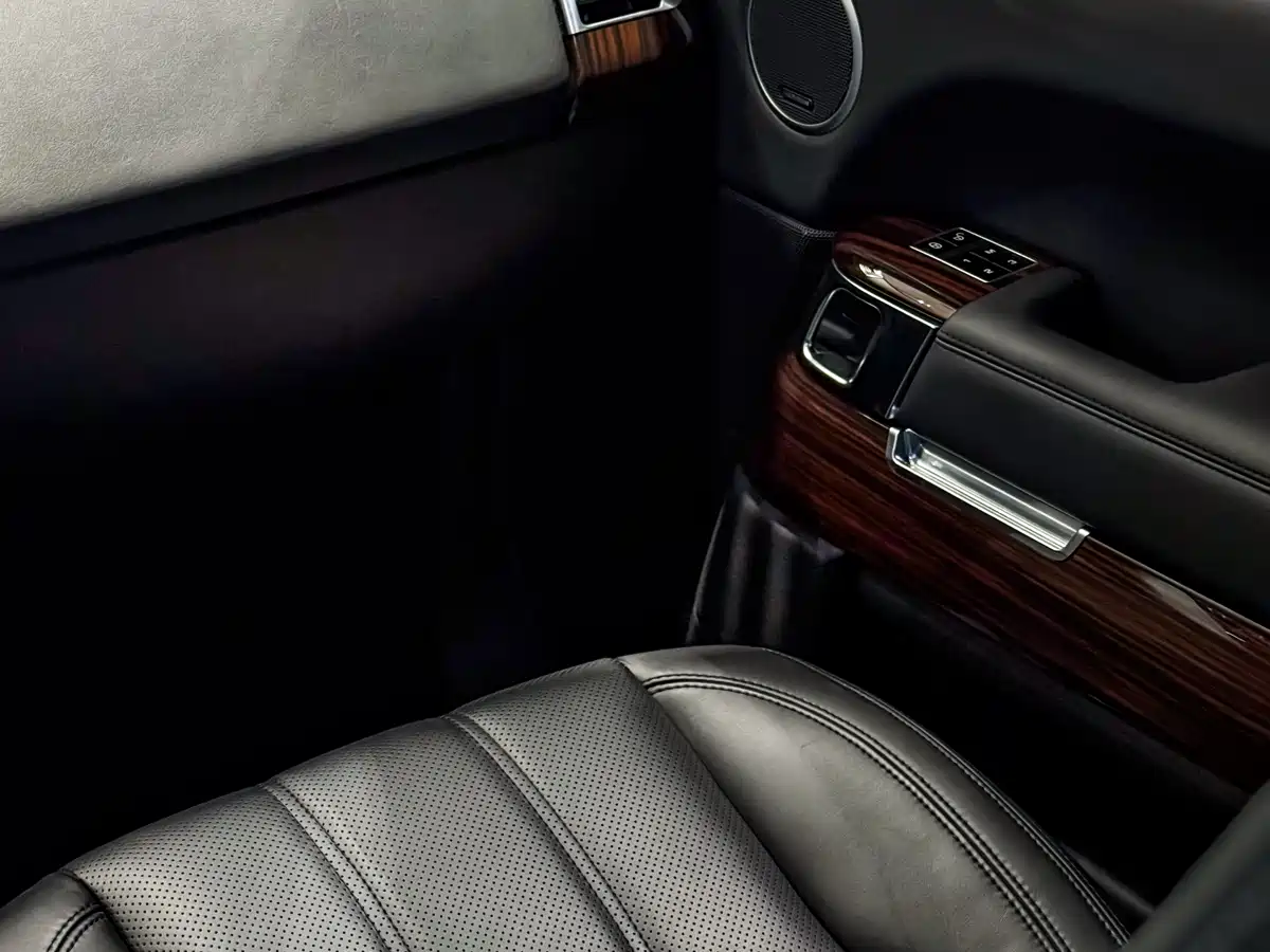 Land Rover Range Rover 2013 3.0 TDV6 Vogue фото 20