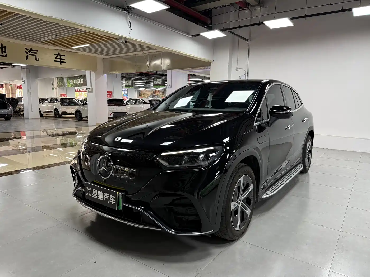 Mercedes-Benz EQE SUV 2023