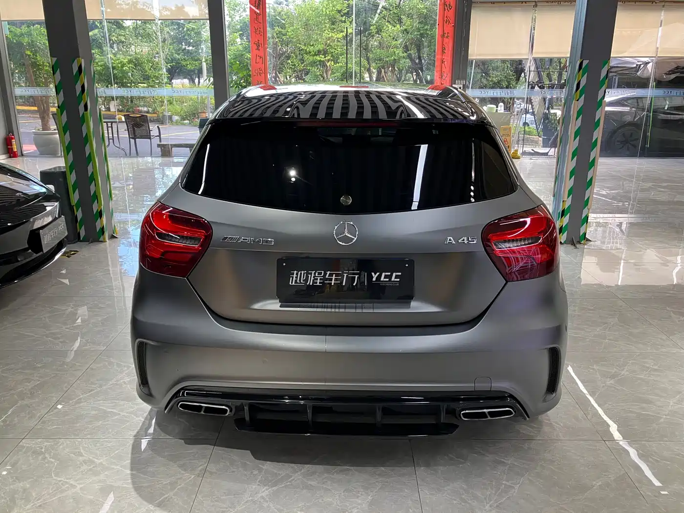 Mercedes-Benz A-Class AMG (Import) 2016 AMG A 45 4MATIC фото 5