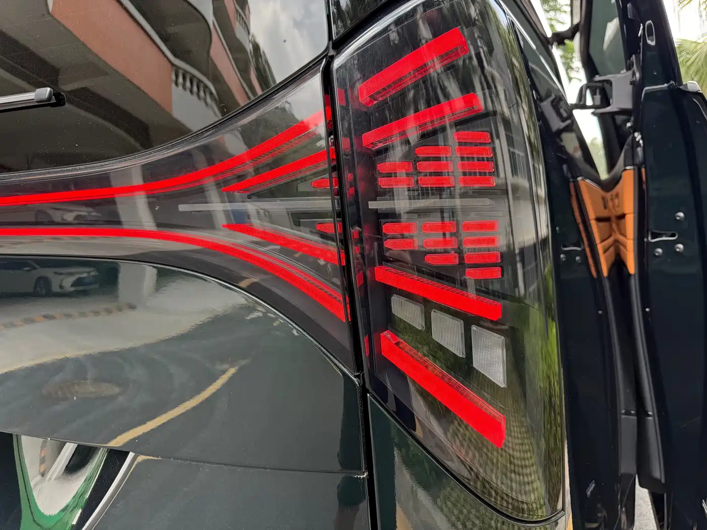 Geely Galaxy Yizhen L380 2025 Model 805km Flagship Edition AWD фото 12