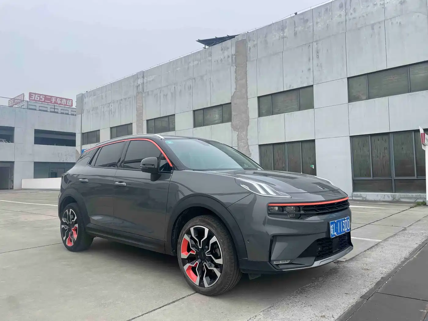 Lynk & Co 06 2020 1.5T Halo фото 3
