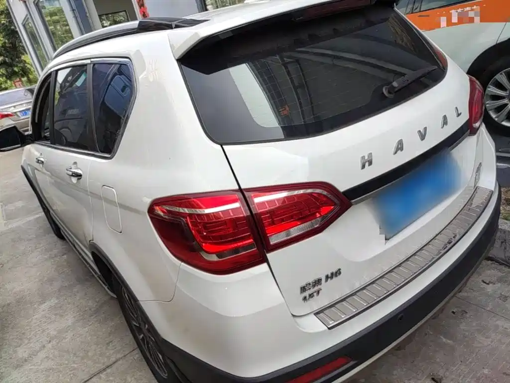 Haval H6 2015 Sport 1.5T Automatic 2WD Luxury фото 5