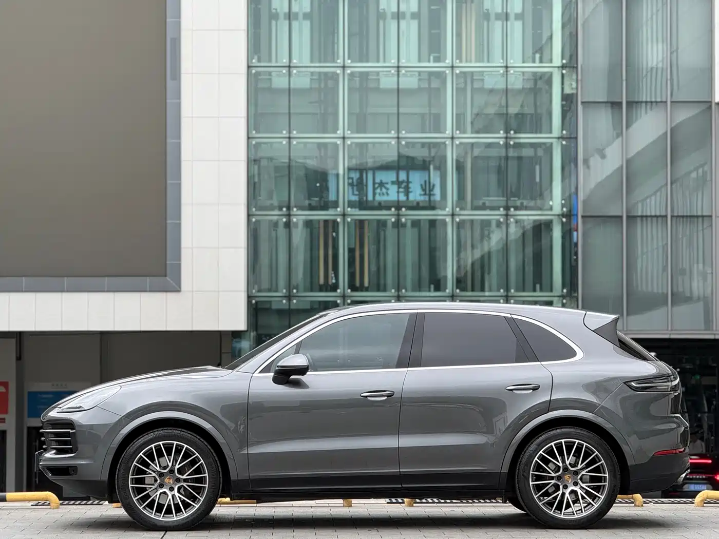 Porsche Cayenne 2022 Cayenne 3.0T Platinum Edition фото 6