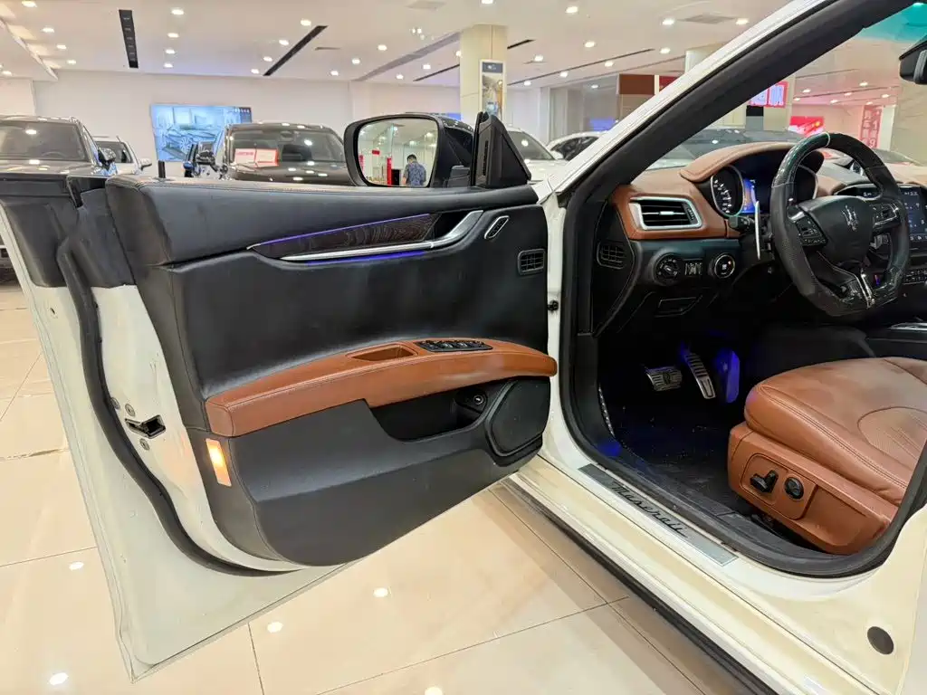 Maserati Ghibli 2014 2014 3.0T Standard