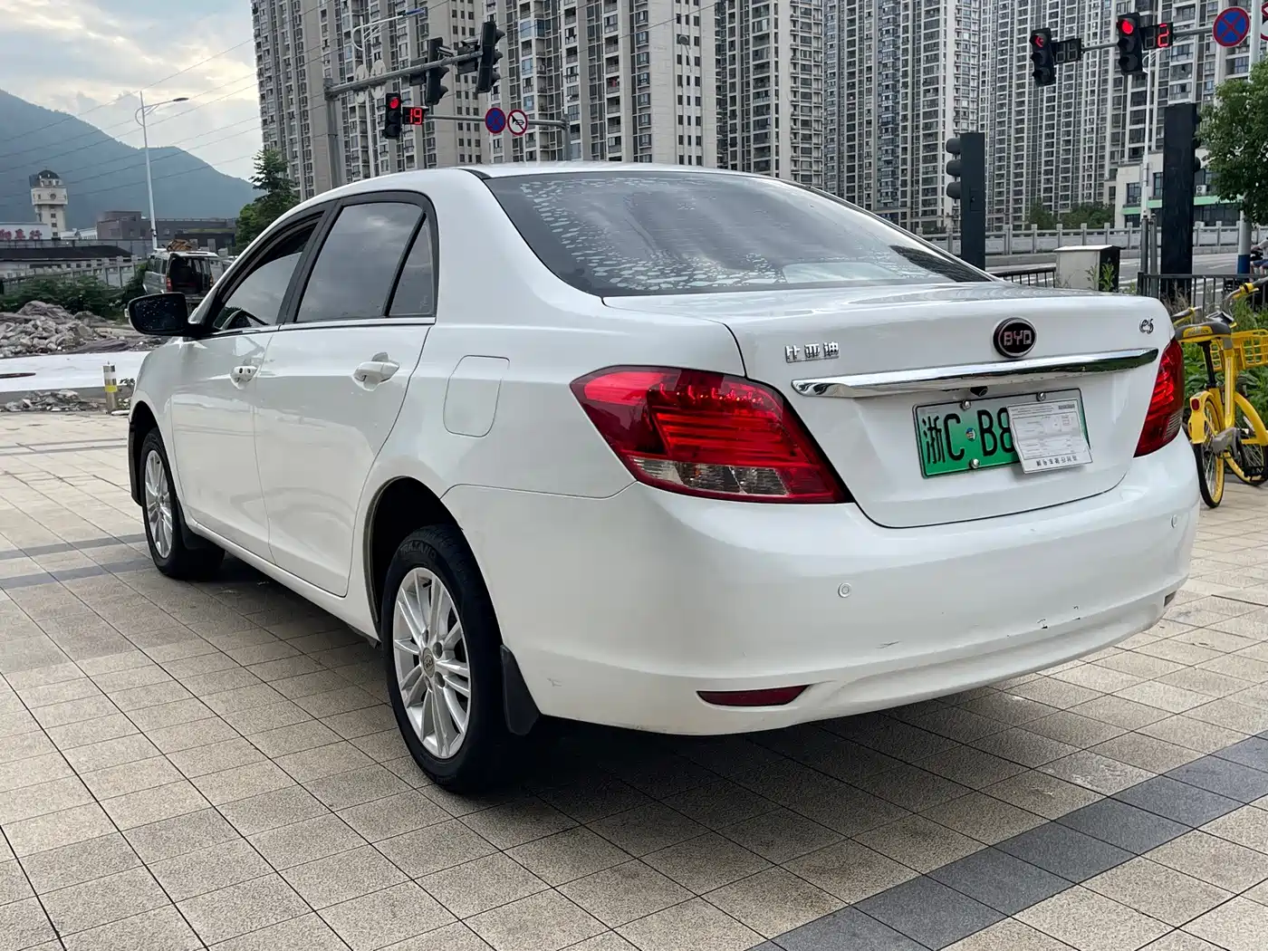 2019 BYD e5
